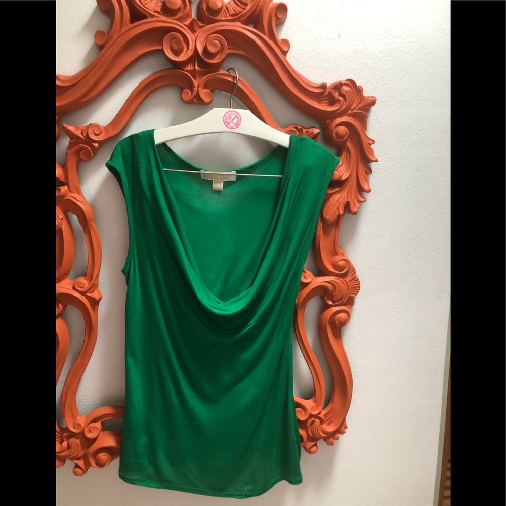 🦋 2x30  Michael Kors top.